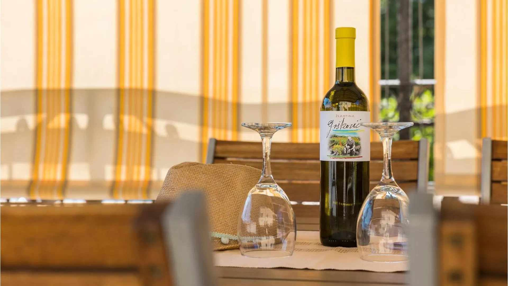 Awesome Apartment In Porec With Kitchen