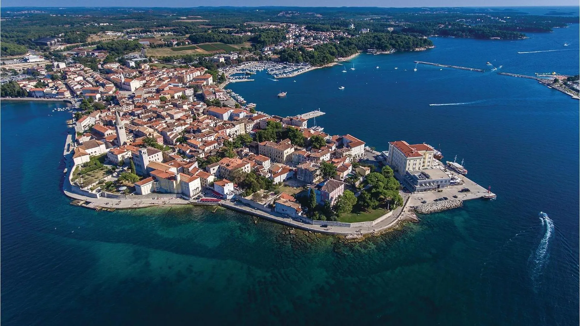 Awesome Apartment In Porec With Kitchen